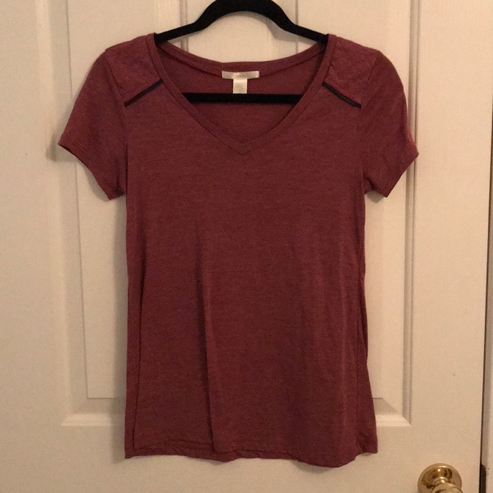 light maroon t shirt with leather accents